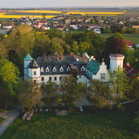 Růžový palác a park v Krzyżanowicích