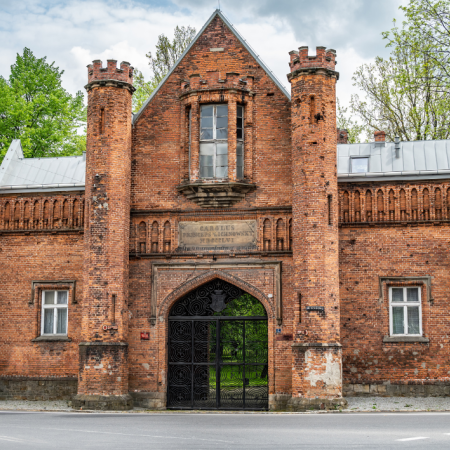 Brama wjazdowa w Krzyżanowicach