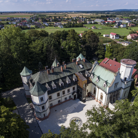 Růžový palác a park v Krzyżanowicích